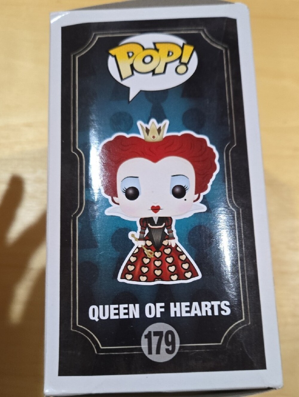 Funko Queen of Hearts Vinyl Figure - Red, White, Black - Picture 4 of 5